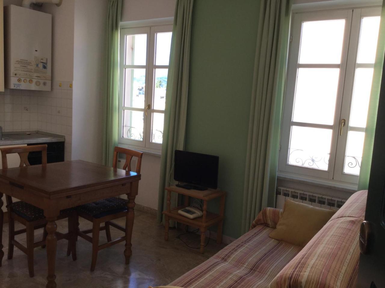 La Villetta Appartamenti Per Vacanze Finale Ligure Exterior foto