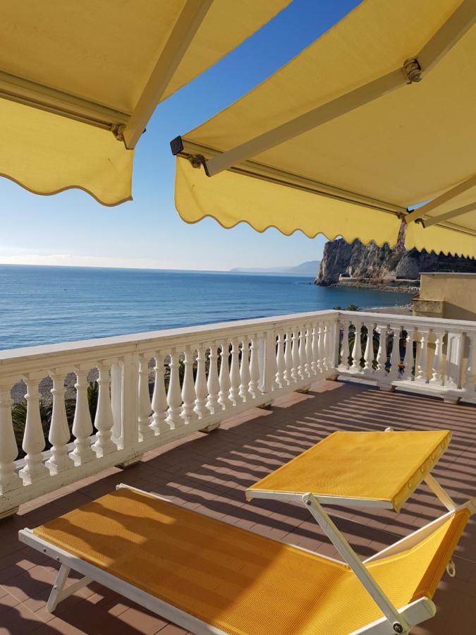 La Villetta Appartamenti Per Vacanze Finale Ligure Exterior foto